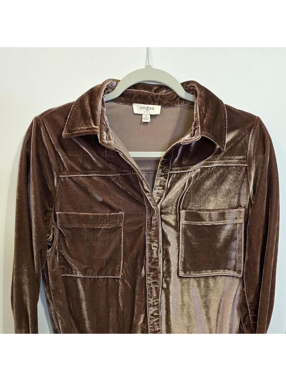 Umgee U.S.A. Women's Brown and Gold Shirt